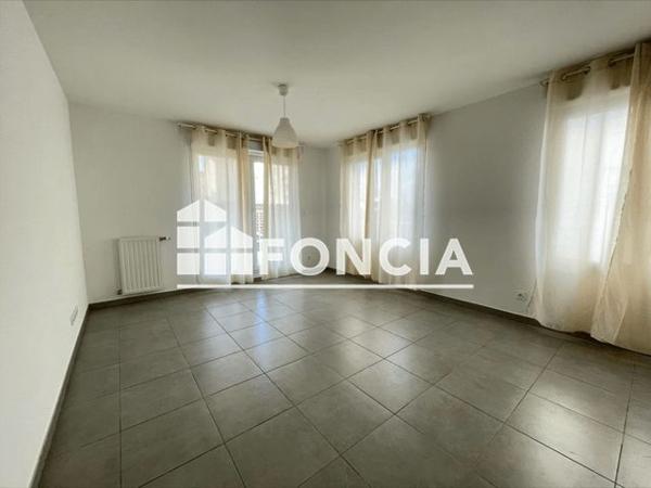 Location Appartement 4 pièces 75.62 m² - 24 26 RUE GEORGES SAND Villeurbanne 69100