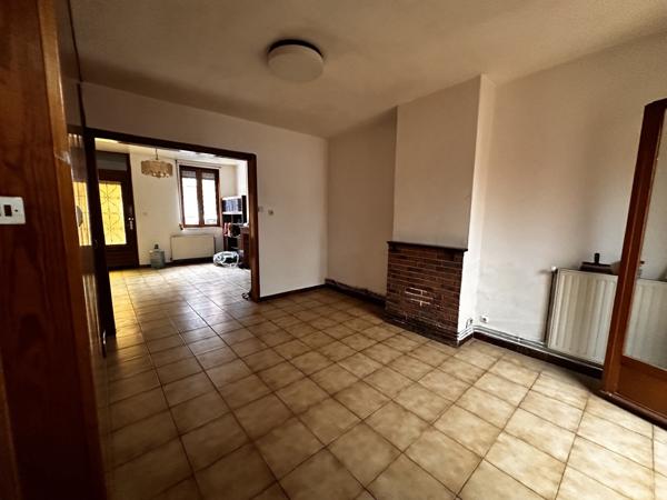 Douai (59500) Maison à rénover – Proche canal – Beau potentiel