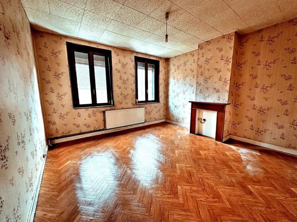 Douai (59500) Maison à rénover – Proche canal – Beau potentiel