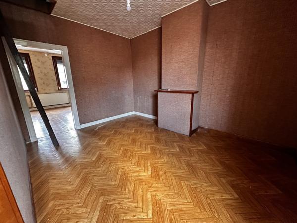 Douai (59500) Maison à rénover – Proche canal – Beau potentiel