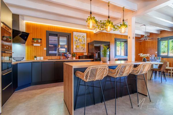 Maison
         6 pièces
        - 158 m² Exclusivité 314 500 € *