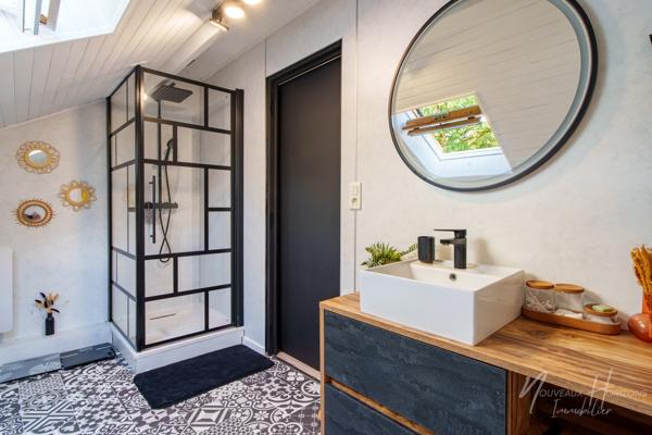 Maison
         6 pièces
        - 158 m² Exclusivité 314 500 € *