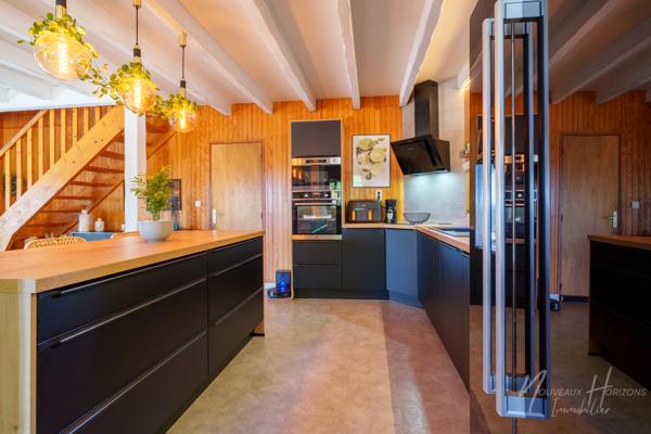 Maison
         6 pièces
        - 158 m² Exclusivité 314 500 € *