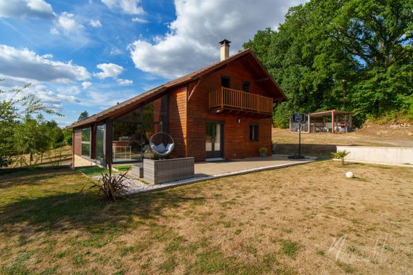 Maison
         6 pièces
        - 158 m² Exclusivité 314 500 € *
