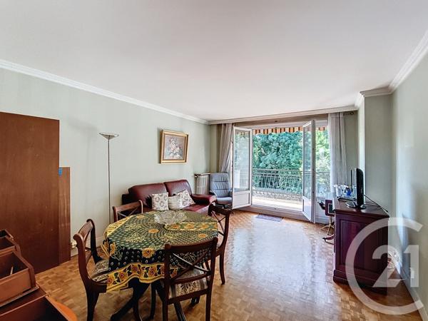 Appartement F3 à vendre  3 pièces - 71,67 m2 ST DENIS - 93