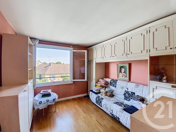 Appartement F3 à vendre  3 pièces - 71,67 m2 ST DENIS - 93