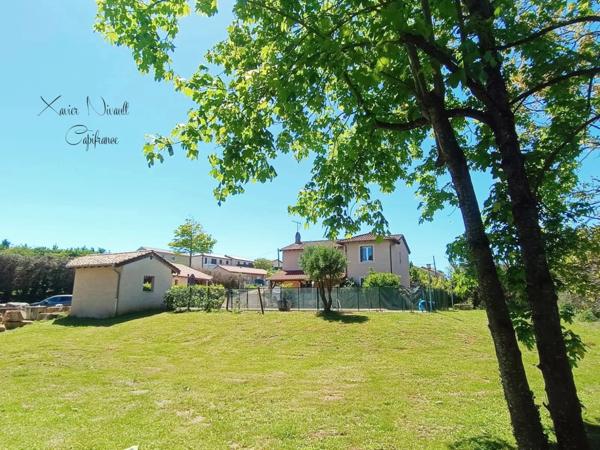 Maison à vendre 8 pièces proche de PONT DE VAUX (01)