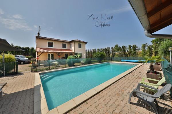 Maison à vendre 8 pièces proche de PONT DE VAUX (01)