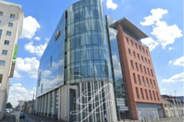 Vente - BUREAUX 1822 m 2
