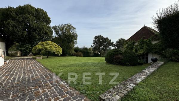 Élégante Maison du 18ème Siècle – Proche Auxerre