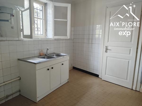 T2 bis 61 m² – Centre à pied – Emplacement recherché Aix-les-Bains