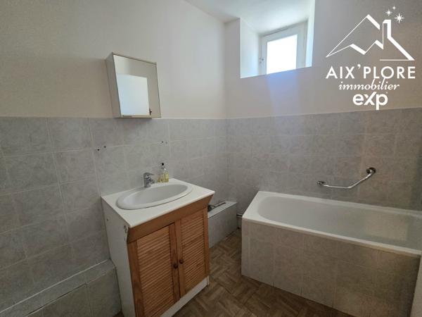 T2 bis 61 m² – Centre à pied – Emplacement recherché Aix-les-Bains