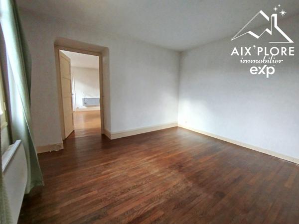T2 bis 61 m² – Centre à pied – Emplacement recherché Aix-les-Bains