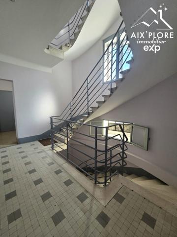 T2 bis 61 m² – Centre à pied – Emplacement recherché Aix-les-Bains