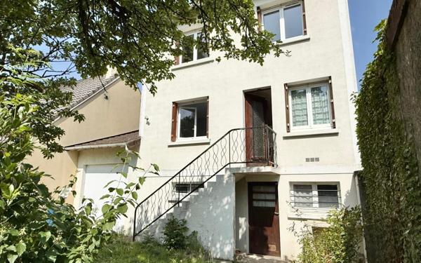 Maison à vendre    5 pièces • 82 m2 Chilly-Mazarin