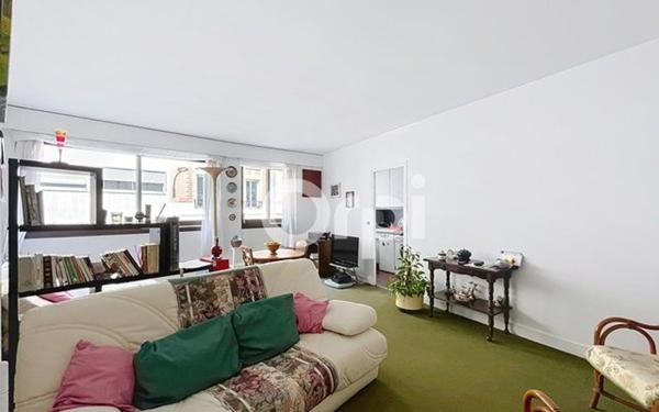 Appartement à vendre    2 pièces • 46,25 m2 Paris 15