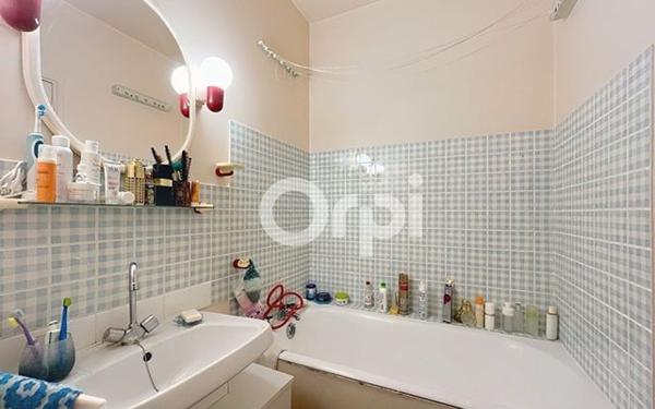 Appartement à vendre    2 pièces • 46,25 m2 Paris 15