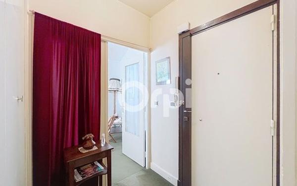 Appartement à vendre    2 pièces • 46,25 m2 Paris 15