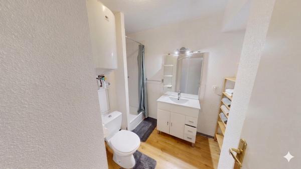 Appartement Grenoble 1 pièce(s) 22 m2