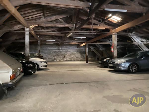Vente parking Bordeaux : 28 000 € - AJP Immobilier Le Bouscat