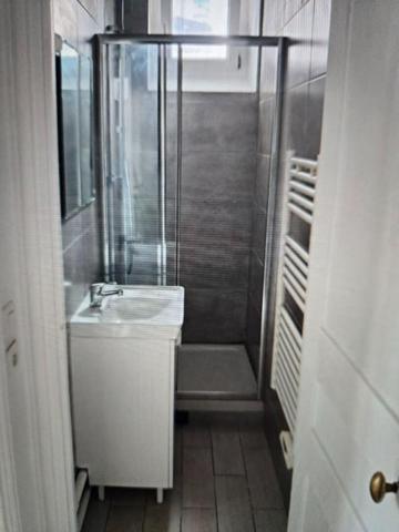 Appartement 2 pièces lumineux _ Quartier Jean Jaurès à Montrouge _ Vue dégagée _ Calme _ Cave _ Idéal premier achat ou investissement locatif