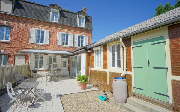 Maison à vendre    6 pièces •  Bernay