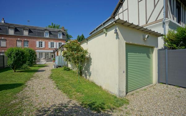 Maison à vendre    6 pièces •  Bernay