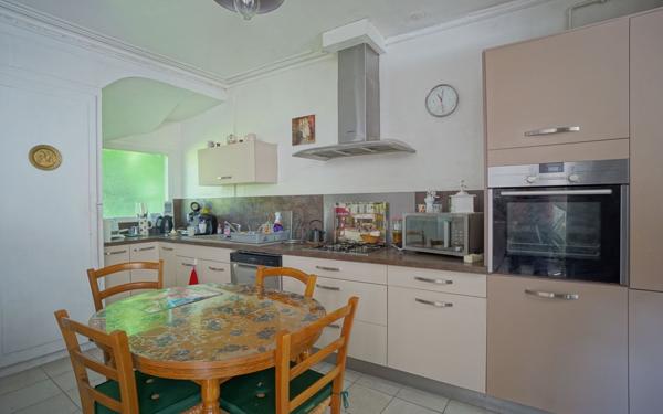 Maison à vendre    6 pièces •  Bernay