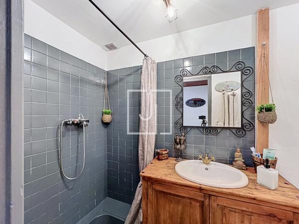 Appartement T3/4 de 77,80 m² avec jardin privatif, garage et dépendances à deux pas du centre de Barcelonnette Détails des diagnostics énergétiques