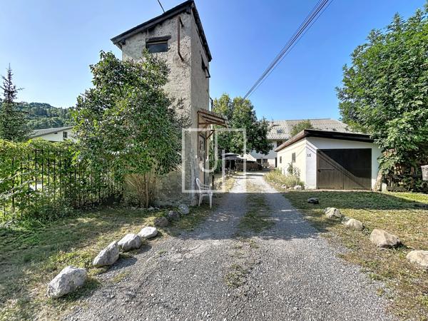 Appartement T3/4 de 77,80 m² avec jardin privatif, garage et dépendances à deux pas du centre de Barcelonnette Détails des diagnostics énergétiques