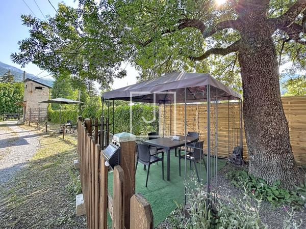 Appartement T3/4 de 77,80 m² avec jardin privatif, garage et dépendances à deux pas du centre de Barcelonnette Détails des diagnostics énergétiques