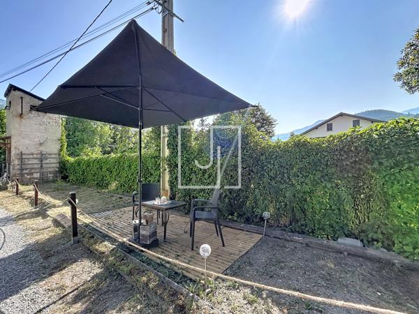Appartement T3/4 de 77,80 m² avec jardin privatif, garage et dépendances à deux pas du centre de Barcelonnette Détails des diagnostics énergétiques