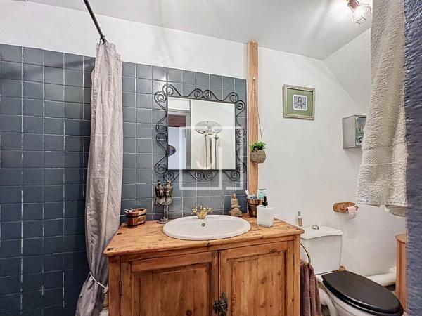 Appartement T3/4 de 77,80 m² avec jardin privatif, garage et dépendances à deux pas du centre de Barcelonnette Détails des diagnostics énergétiques