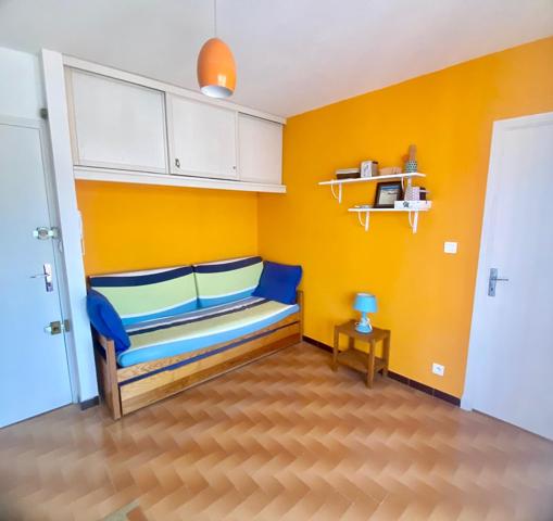 Appartement de type F1 avec cave