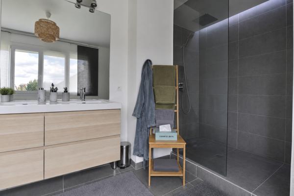 Maison Saint Denis 7 pièce(s) 120 m2