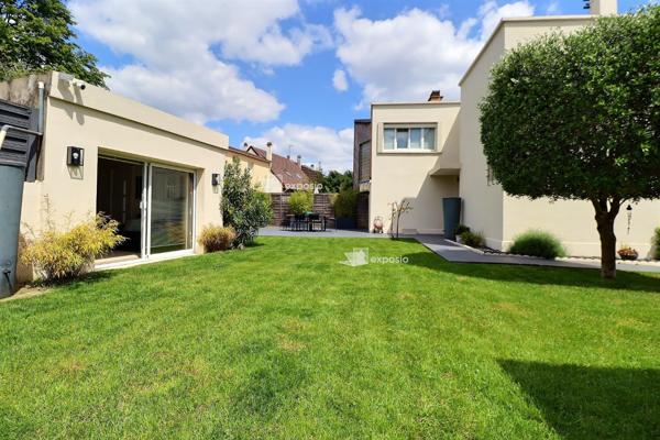 Maison Saint Denis 7 pièce(s) 120 m2