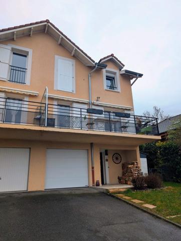 BELLE MAISON AU CALME AVEC VUE DEGAGEE