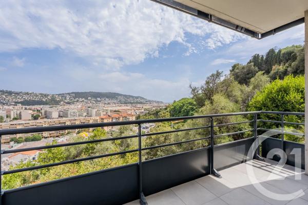 Appartement F2 à vendre  2 pièces - 40,69 m 2   NICE  - 06