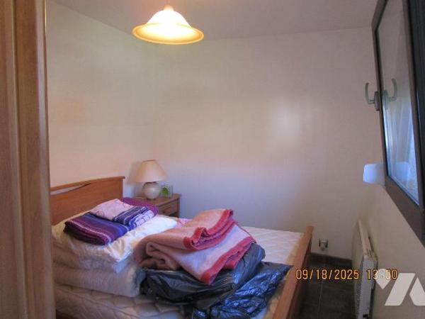 Maison d'habitation de plain-pied, sur vide sanitaire,  en excellent état d'entretien, construi...