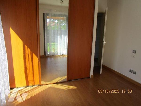 Maison d'habitation de plain-pied, sur vide sanitaire,  en excellent état d'entretien, construi...