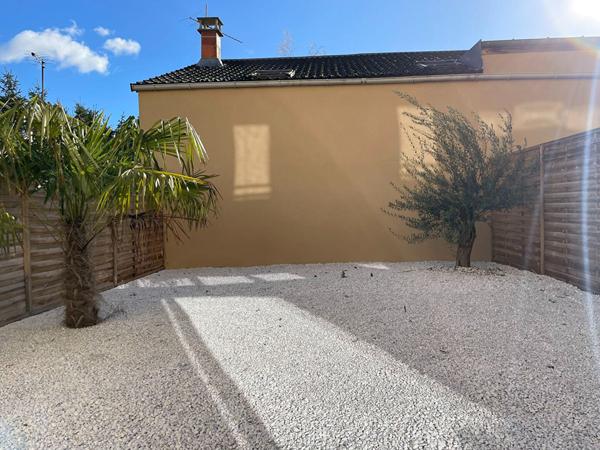 Maison - Villa  - Secteur Coteau Malassis