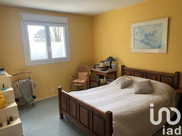 Maison 6 pièces de 130 m² à Saint-Étienne-de-Montluc (44360)