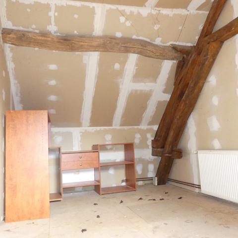 Vitteaux 5 min., maison 4 pièces avec garage et jardin.