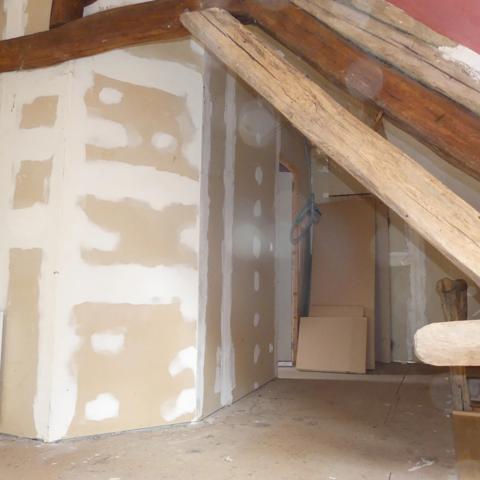 Vitteaux 5 min., maison 4 pièces avec garage et jardin.