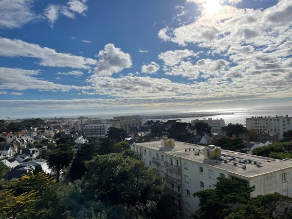 Appartement - 4 pièces - 80 m²