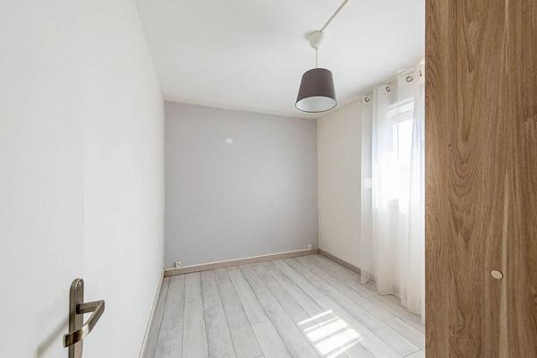 Appartement à vendre 4 pièces 67.07m² Rousies (59131)