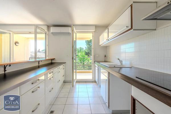 Appartement à vendre 3 pièces 64m² Carpentras (84200)