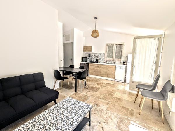 Villa contemporaine avec T2 indépendant, piscine et jardin paysager