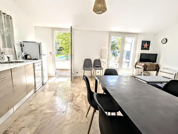 Villa contemporaine avec T2 indépendant, piscine et jardin paysager