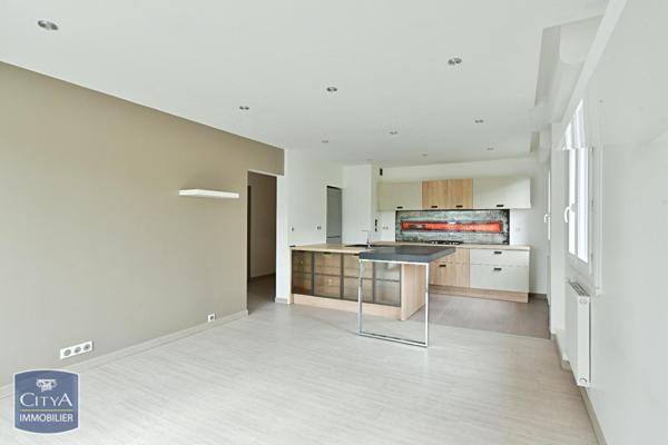 Appartement à louer 3 pièces 70.7m²